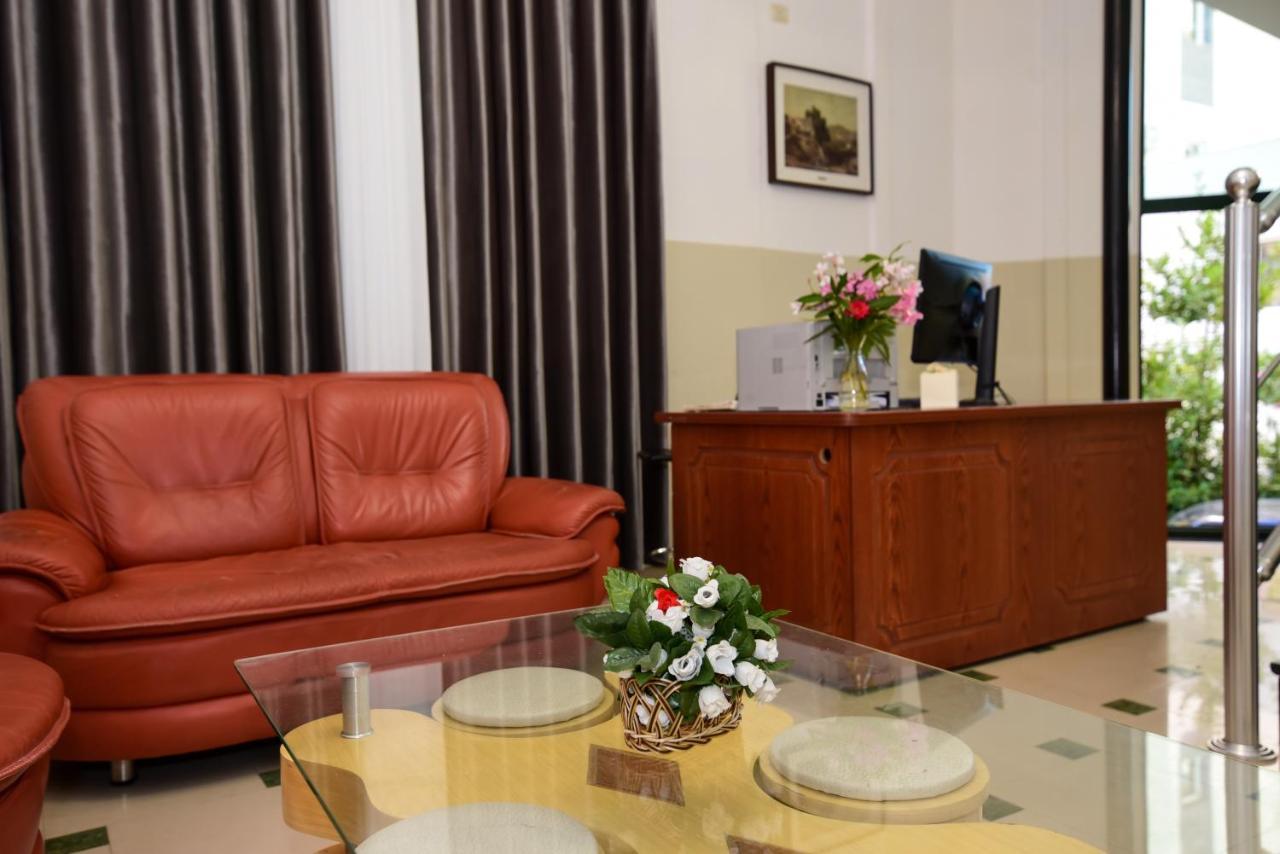 Koa Hotel Durres Bagian luar foto
