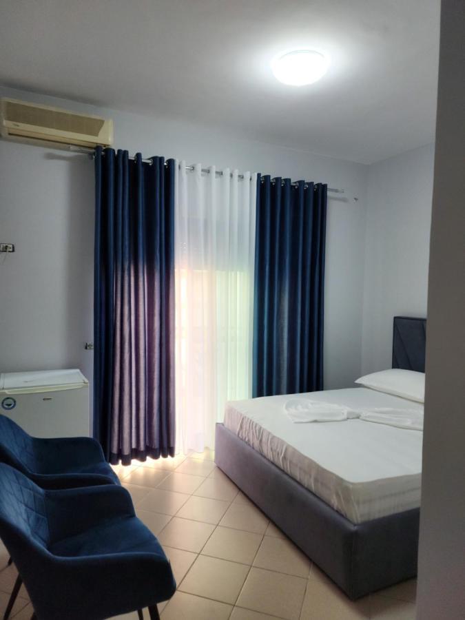 Koa Hotel Durres Bagian luar foto